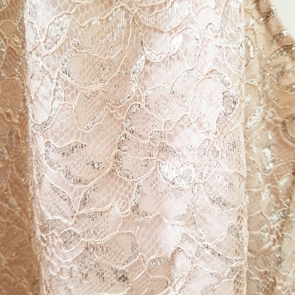 J CREW Tie Neck Top in Metallic Lace Size Medium - Picture 4 of 10